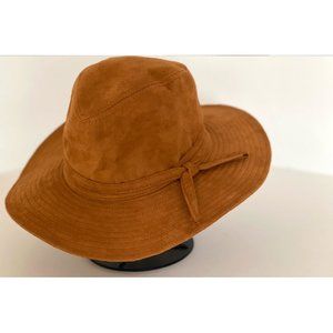 GOORIN BROS vegan suede hat